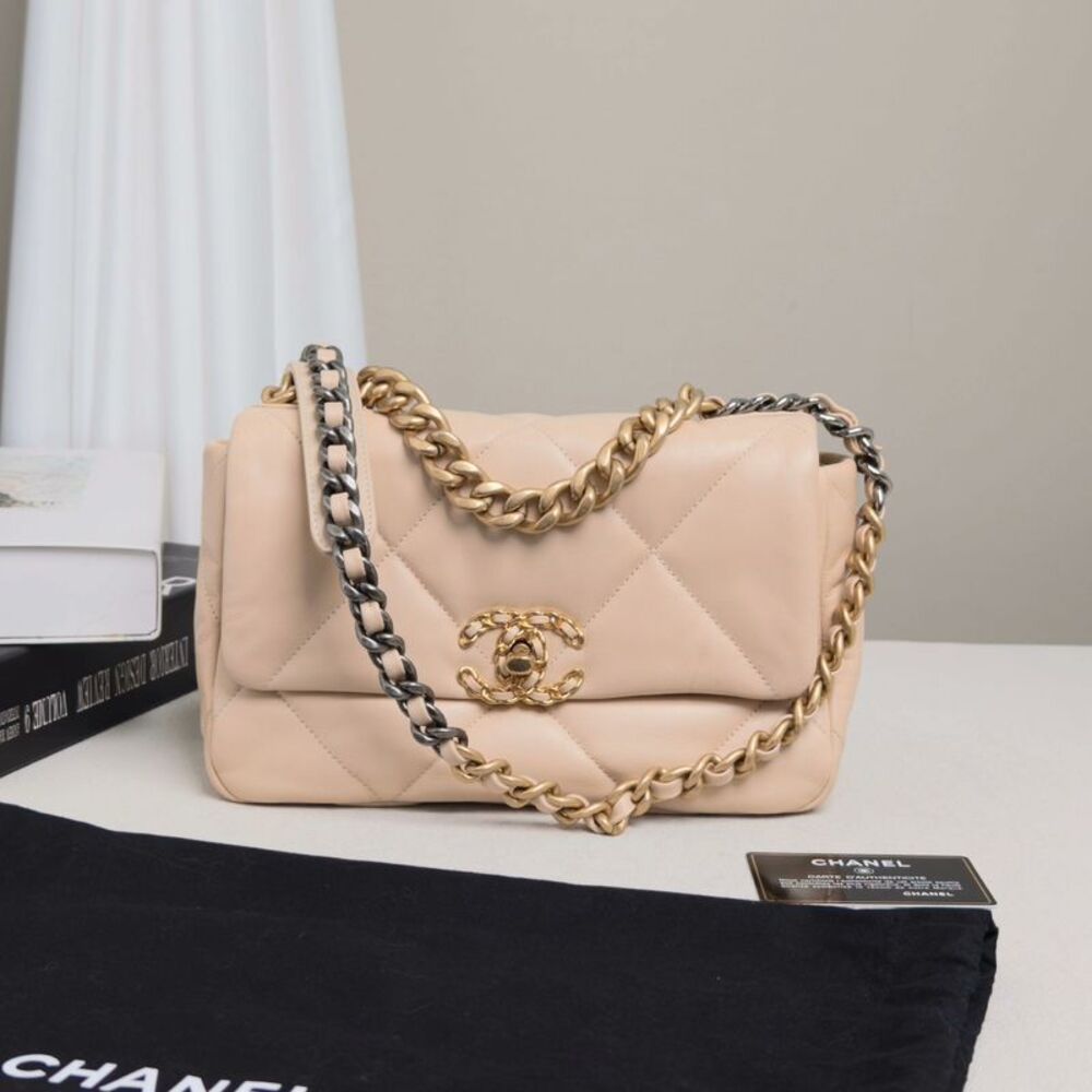 Chanel Women Pre-Loved Bag Very Good Condition